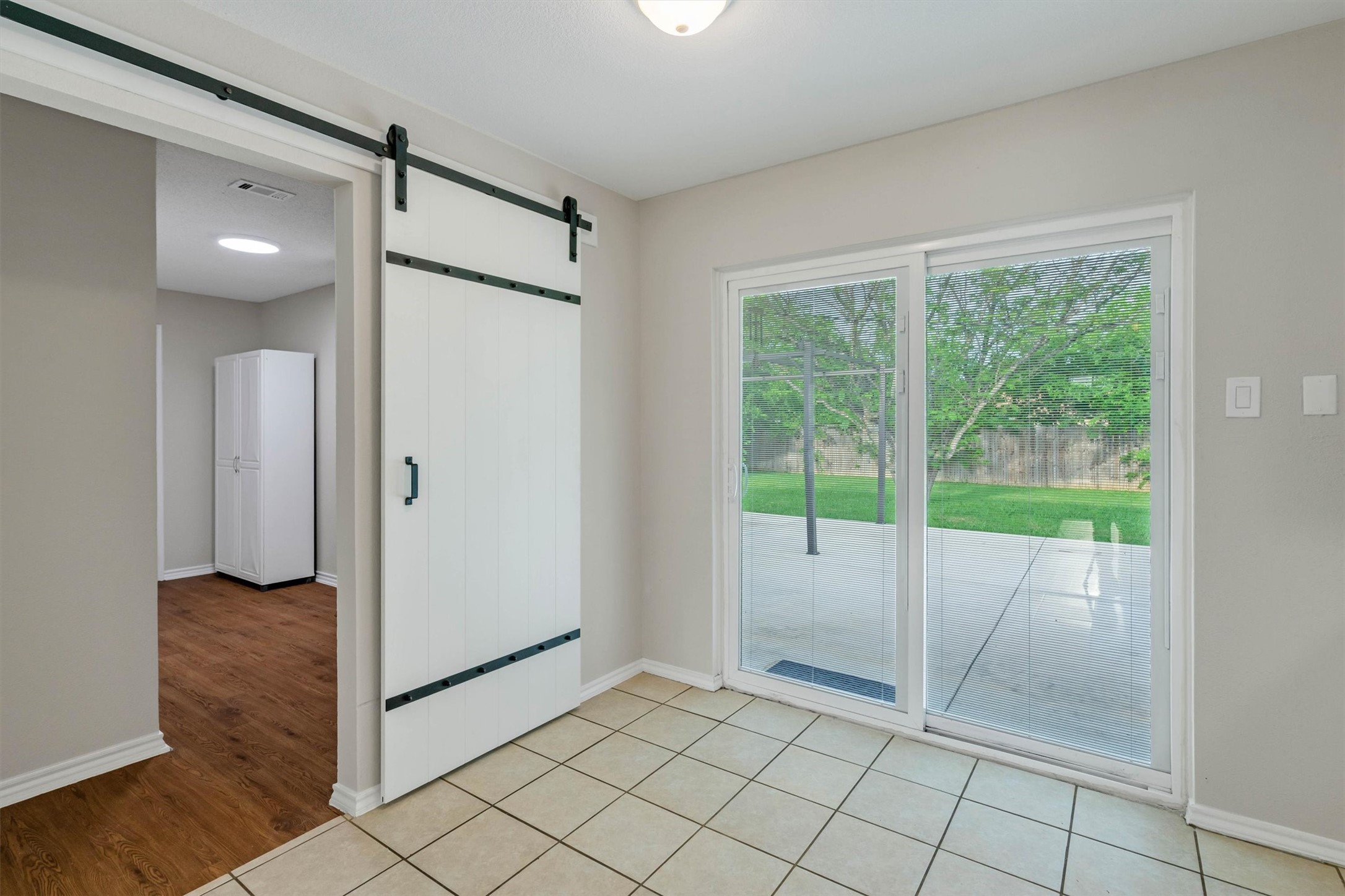 445 Parkridge Boulevard Burleson TX 76028