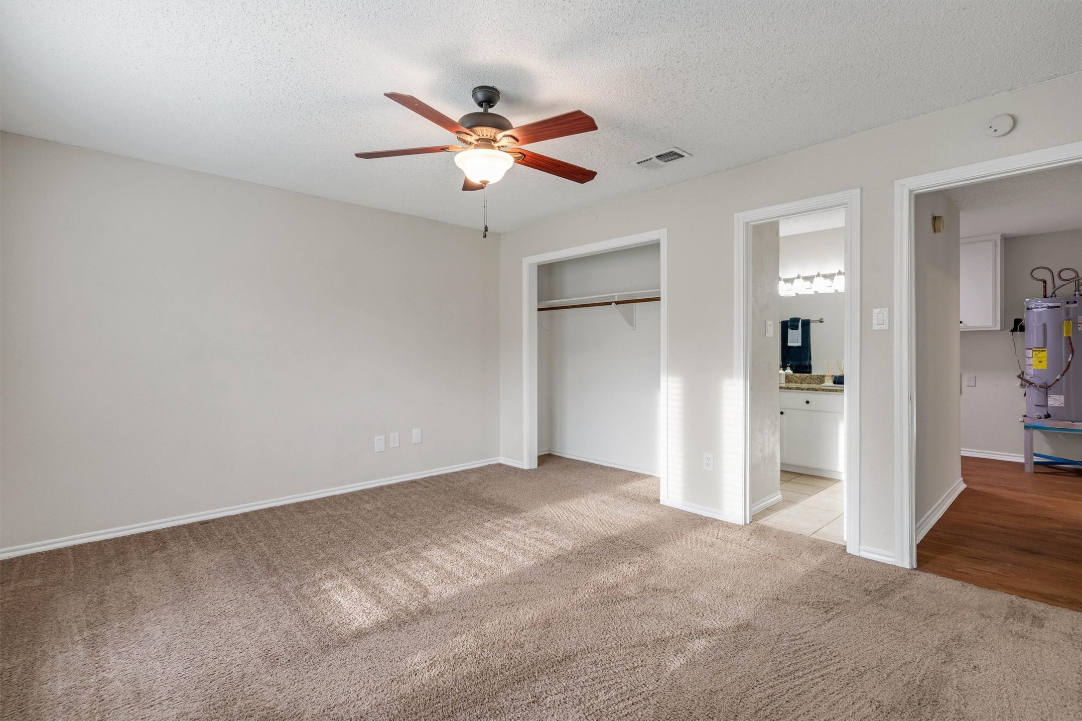 445 Parkridge Boulevard Burleson TX 76028