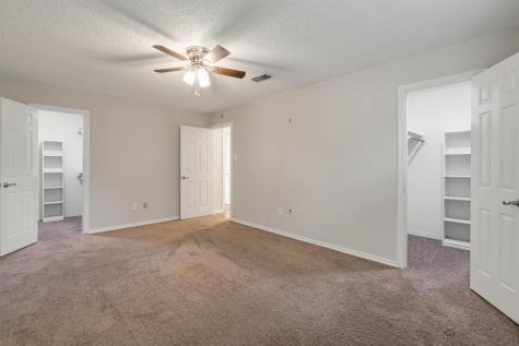 445 Parkridge Boulevard Burleson TX 76028
