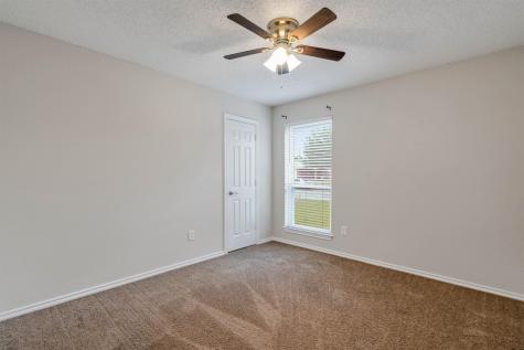 445 Parkridge Boulevard Burleson TX 76028