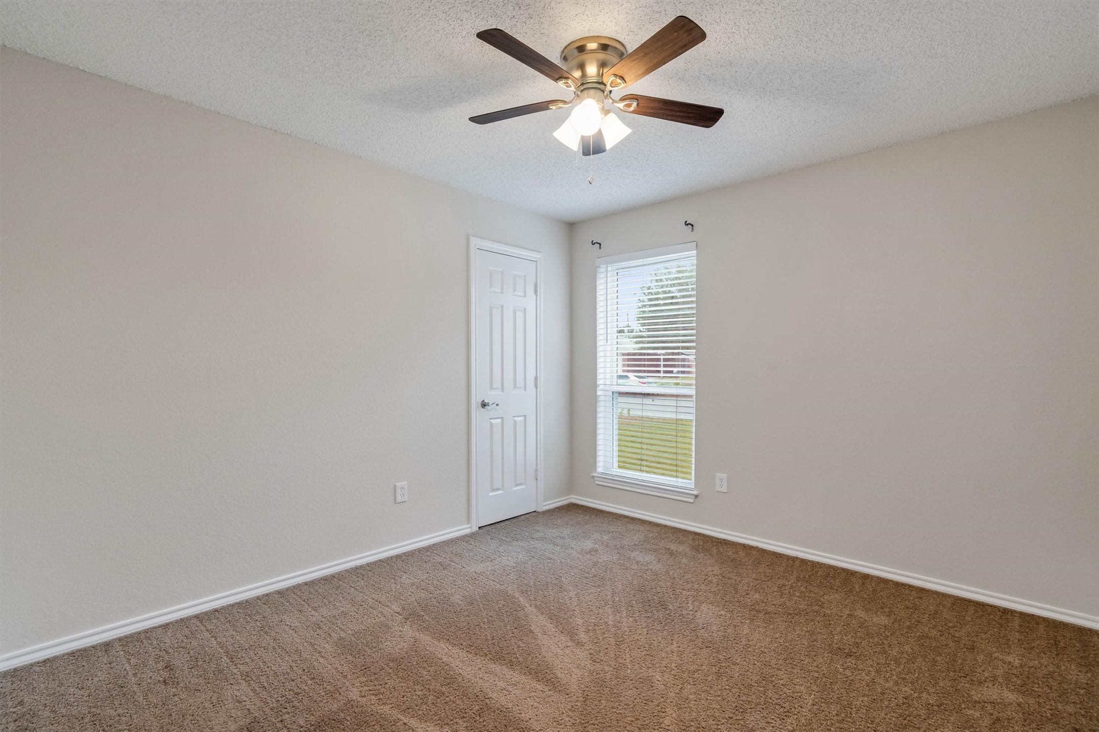 445 Parkridge Boulevard Burleson TX 76028