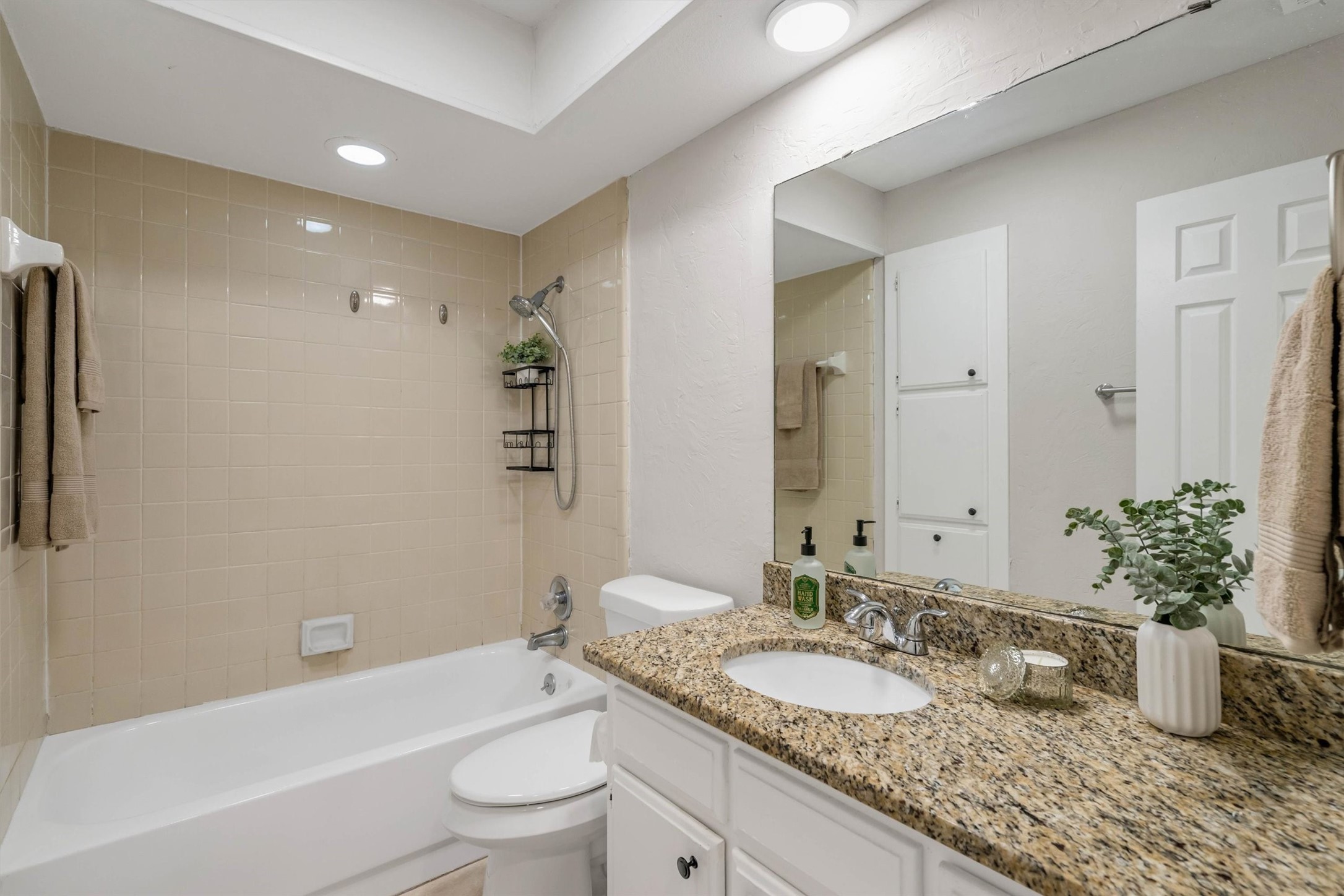 445 Parkridge Boulevard Burleson TX 76028