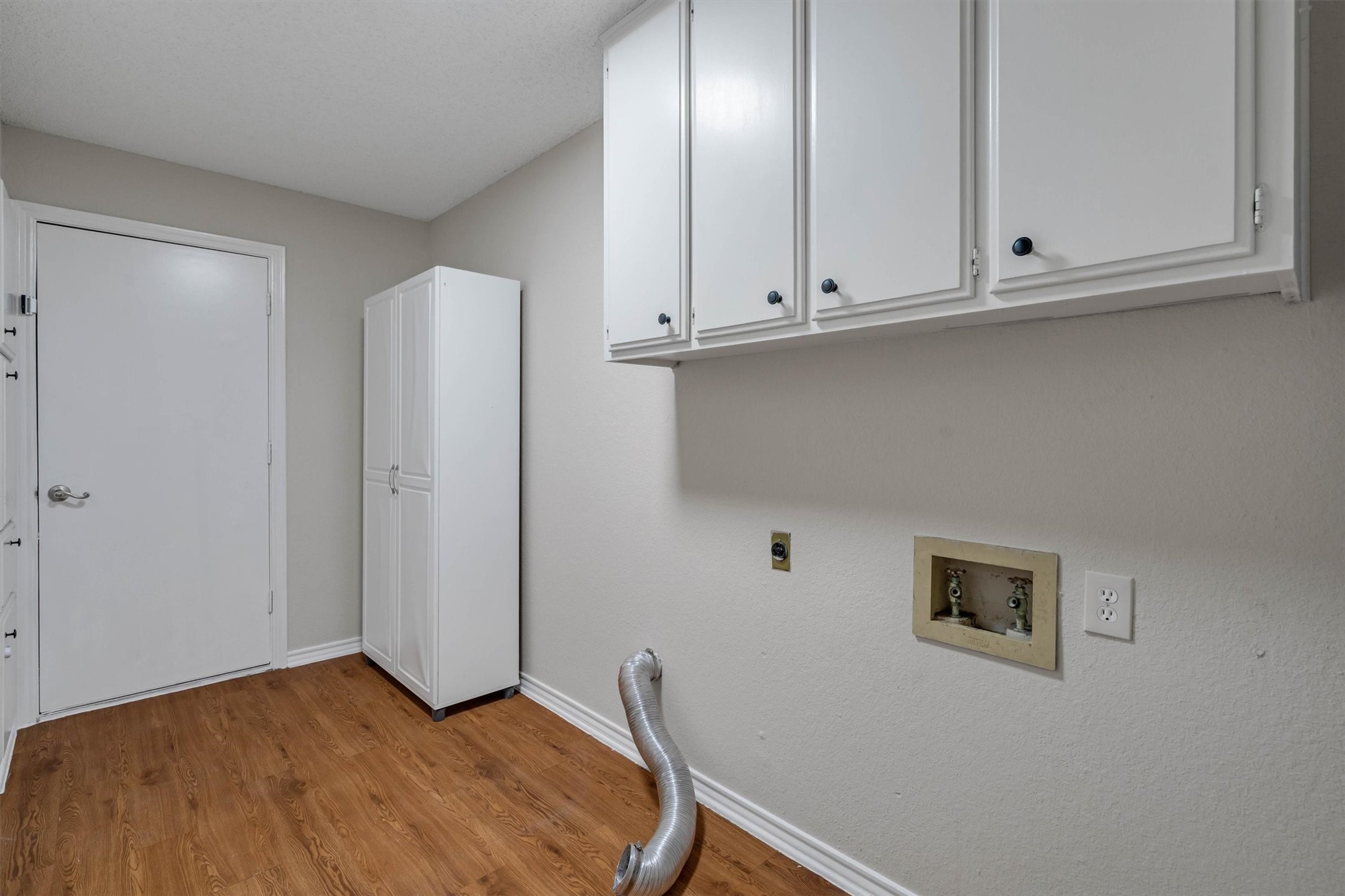 445 Parkridge Boulevard Burleson TX 76028