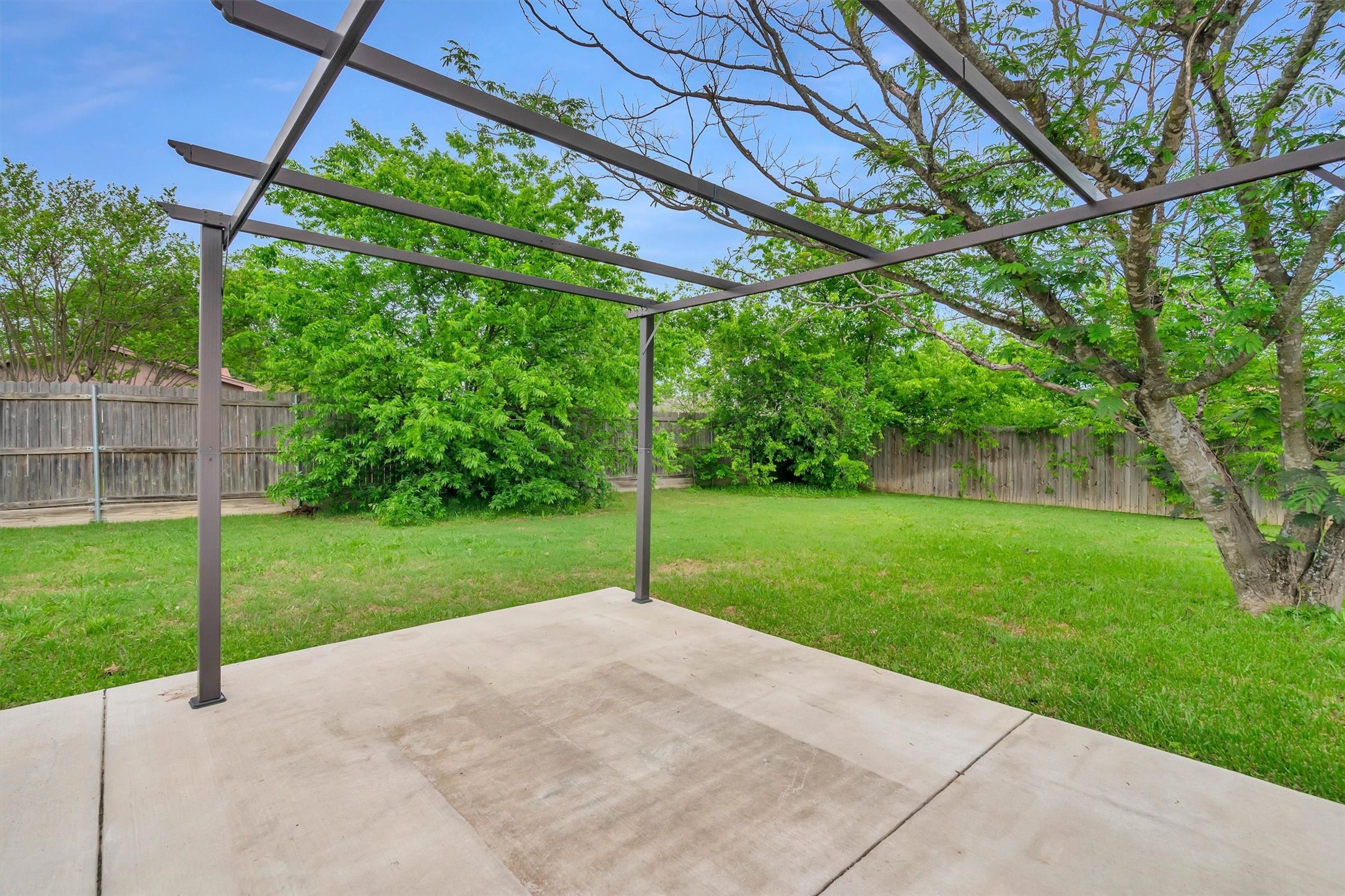 445 Parkridge Boulevard Burleson TX 76028