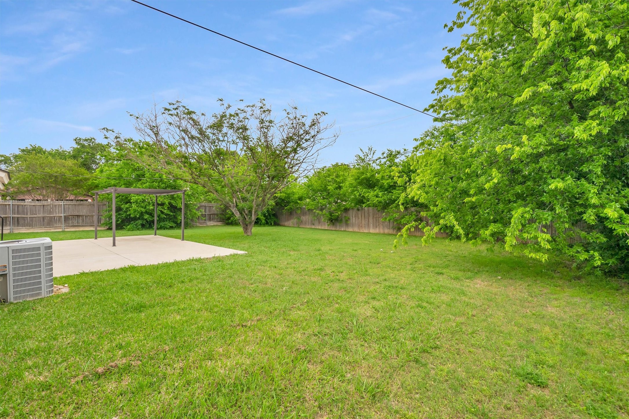445 Parkridge Boulevard Burleson TX 76028