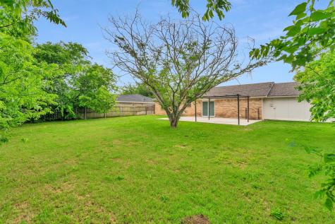 445 Parkridge Boulevard Burleson TX 76028