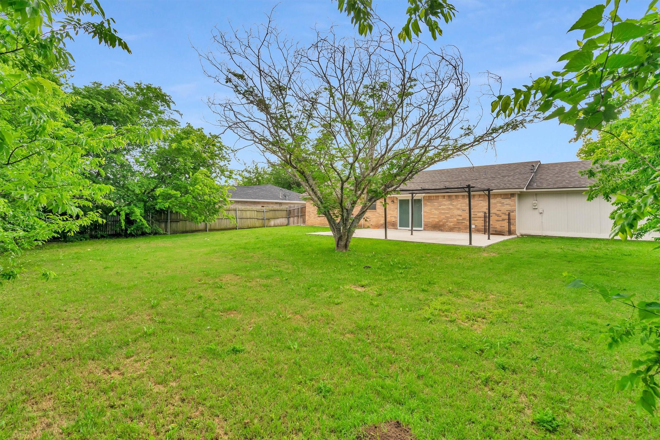 445 Parkridge Boulevard Burleson TX 76028