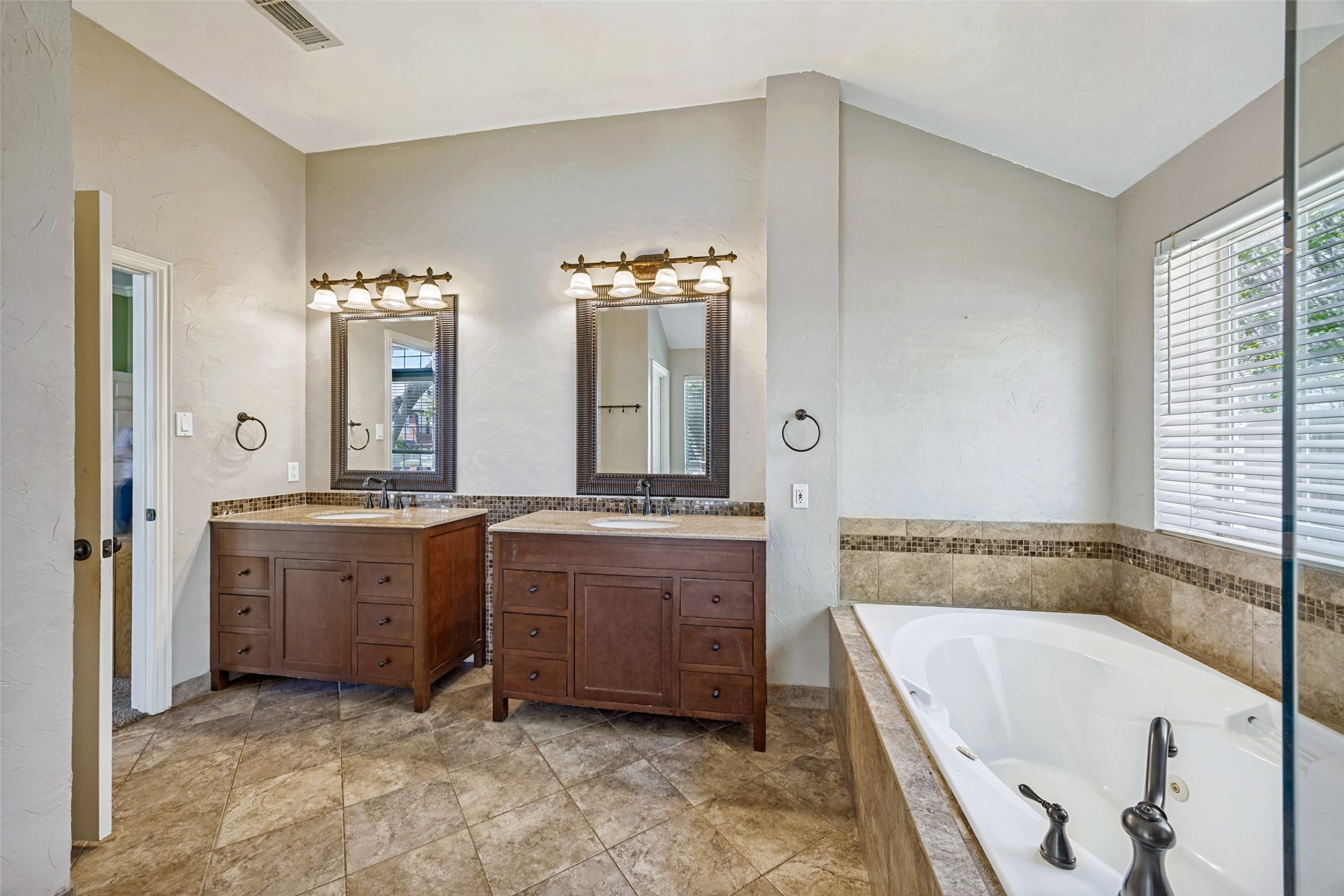 821 Shorewood Drive Coppell TX 75019