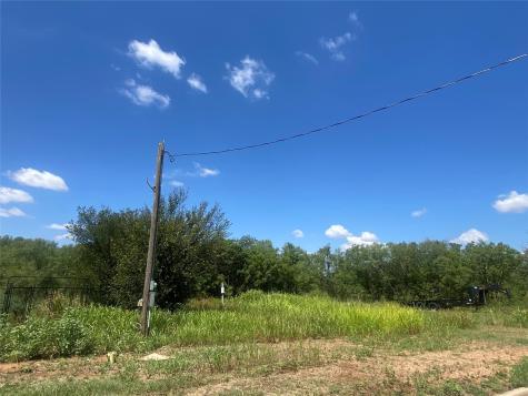 912 Taylor Avenue Rule TX 79547