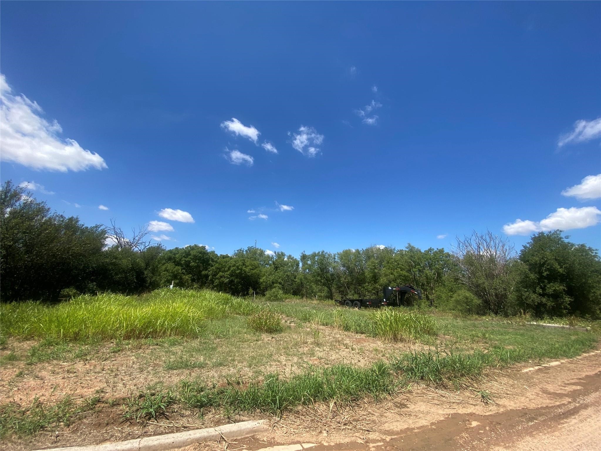 912 Taylor Avenue Rule TX 79547
