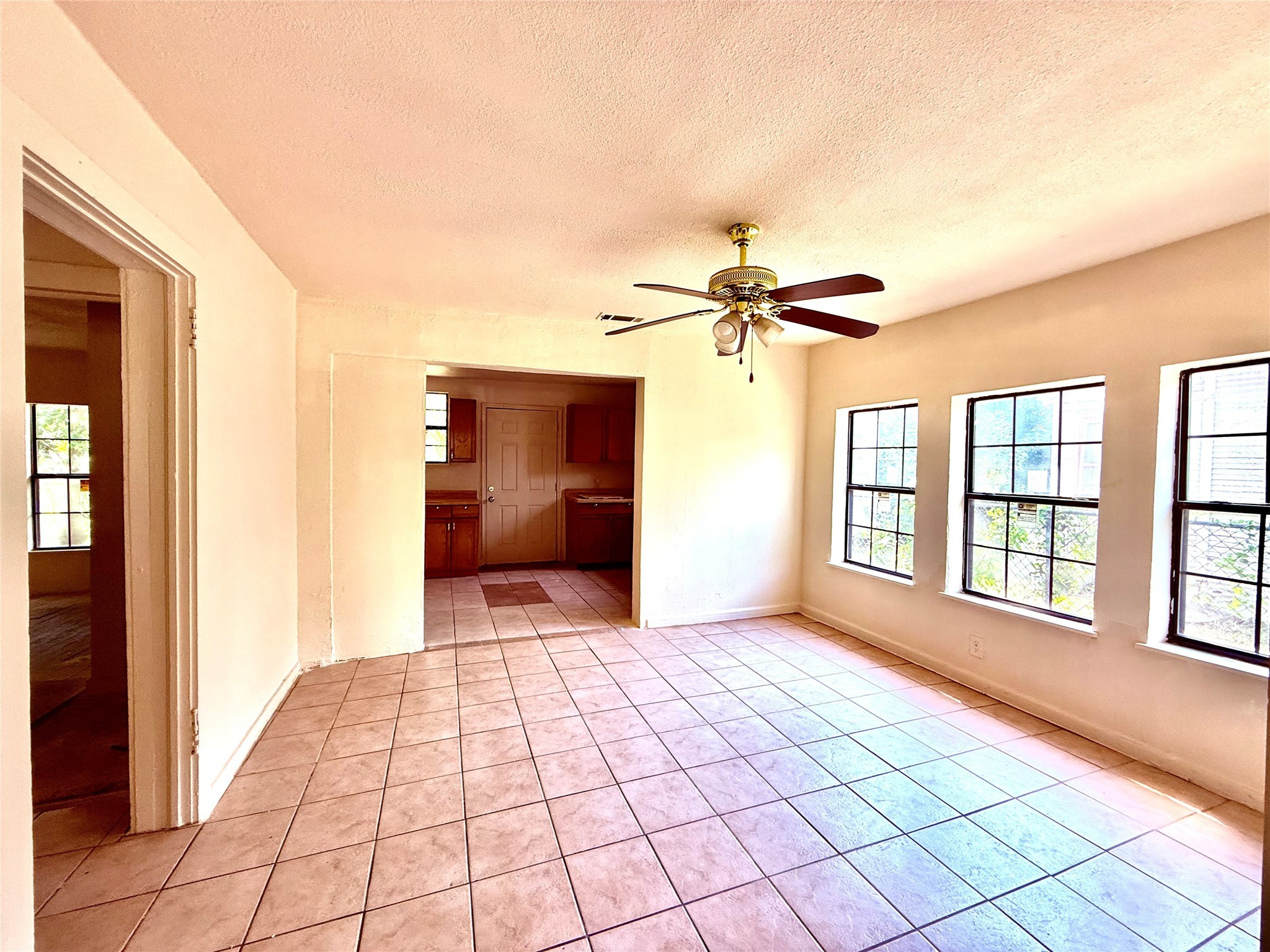 4623 Spring Garden Road Dallas TX 75215