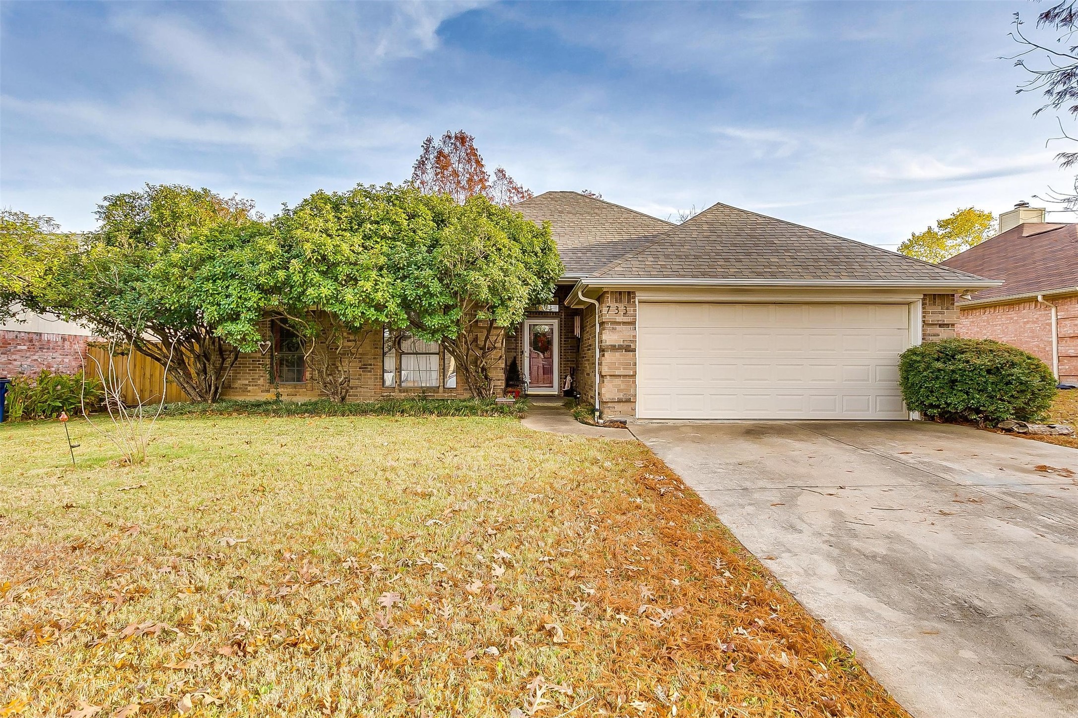 733 Nicole Drive Burleson TX 76028