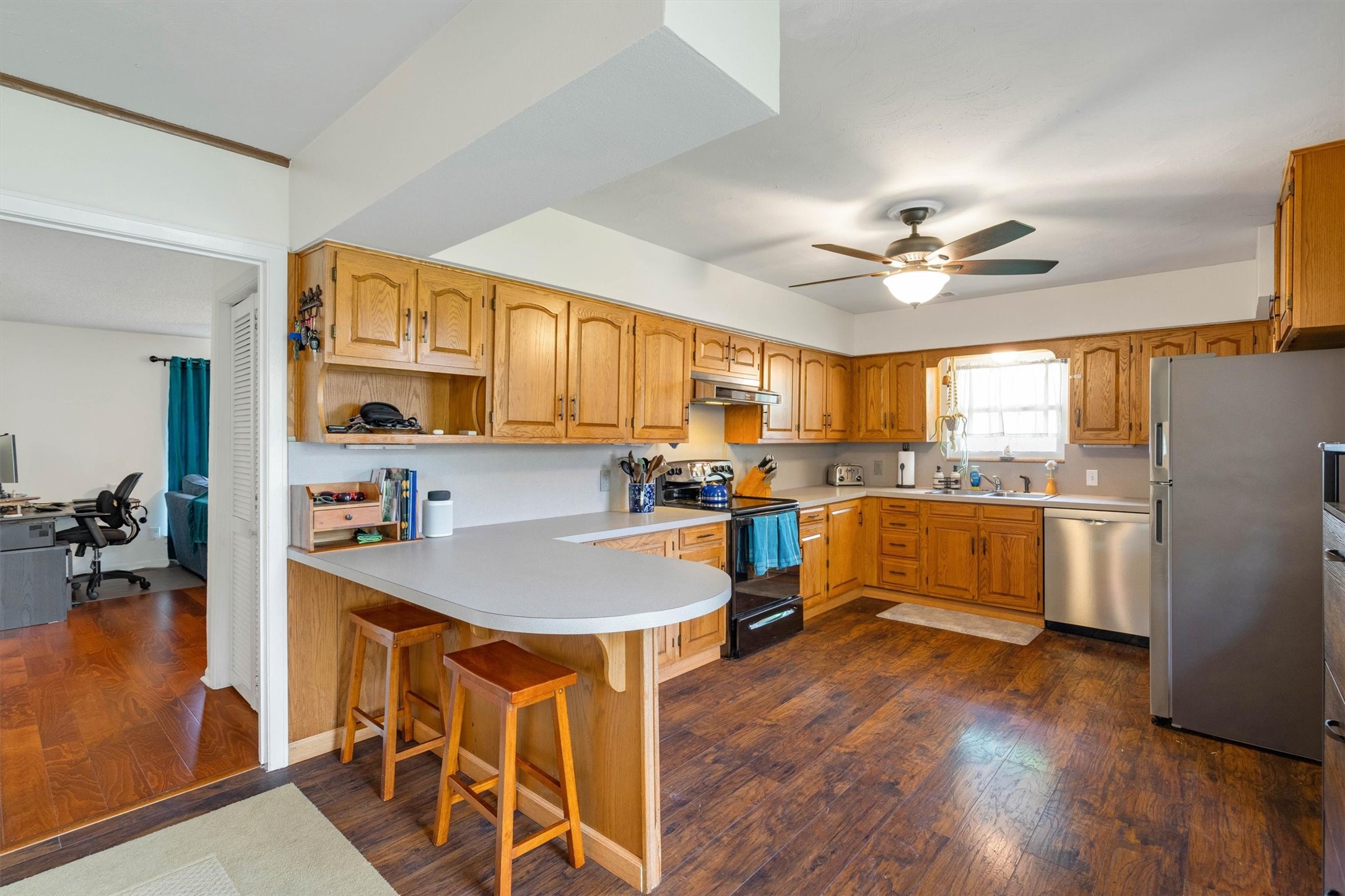 2949 Maydelle Lane Farmers Branch TX 75234