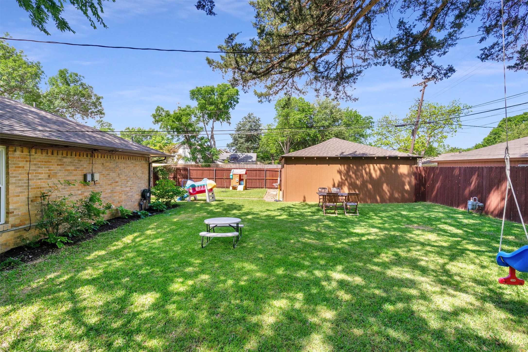 2949 Maydelle Lane Farmers Branch TX 75234
