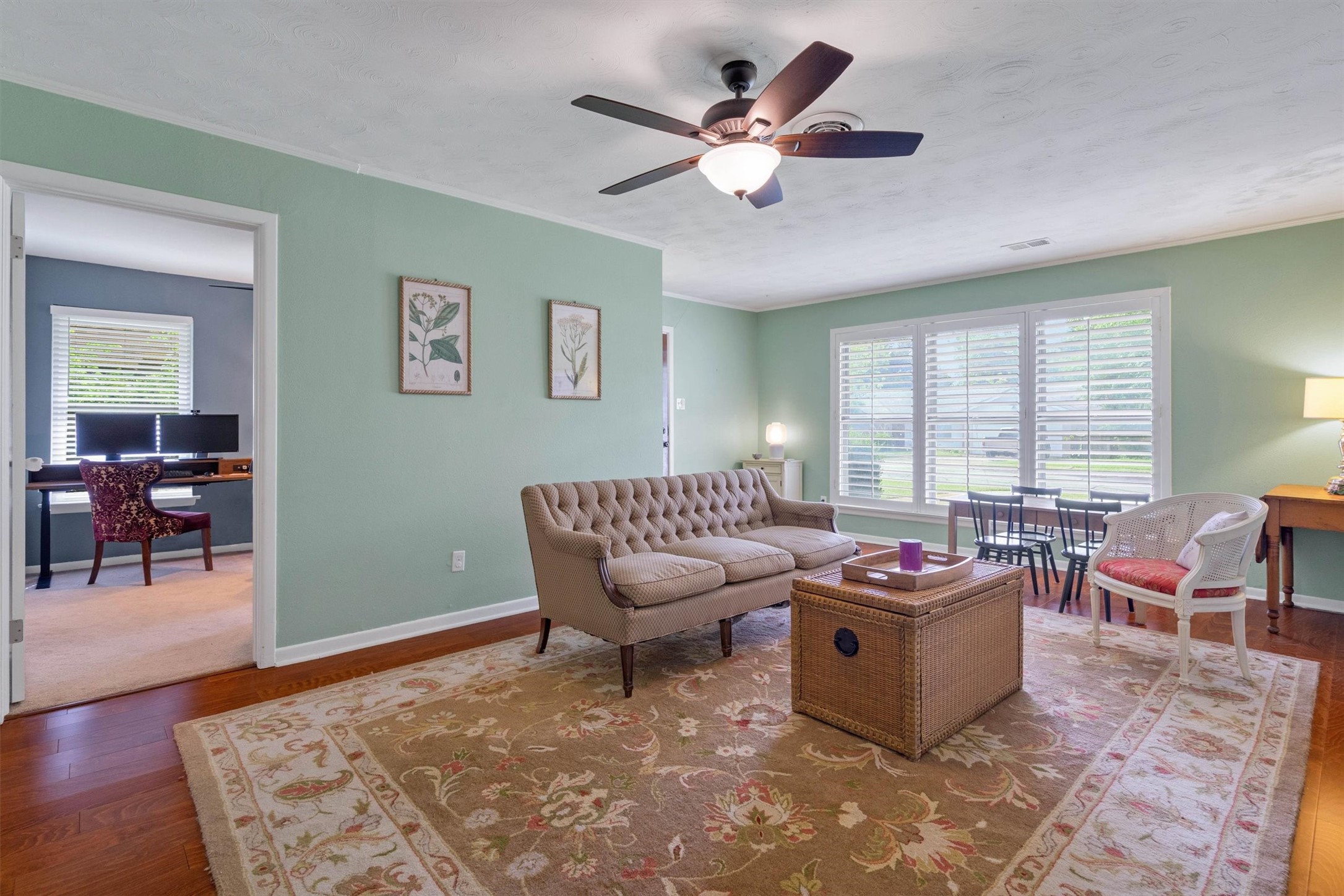 2949 Maydelle Lane Farmers Branch TX 75234