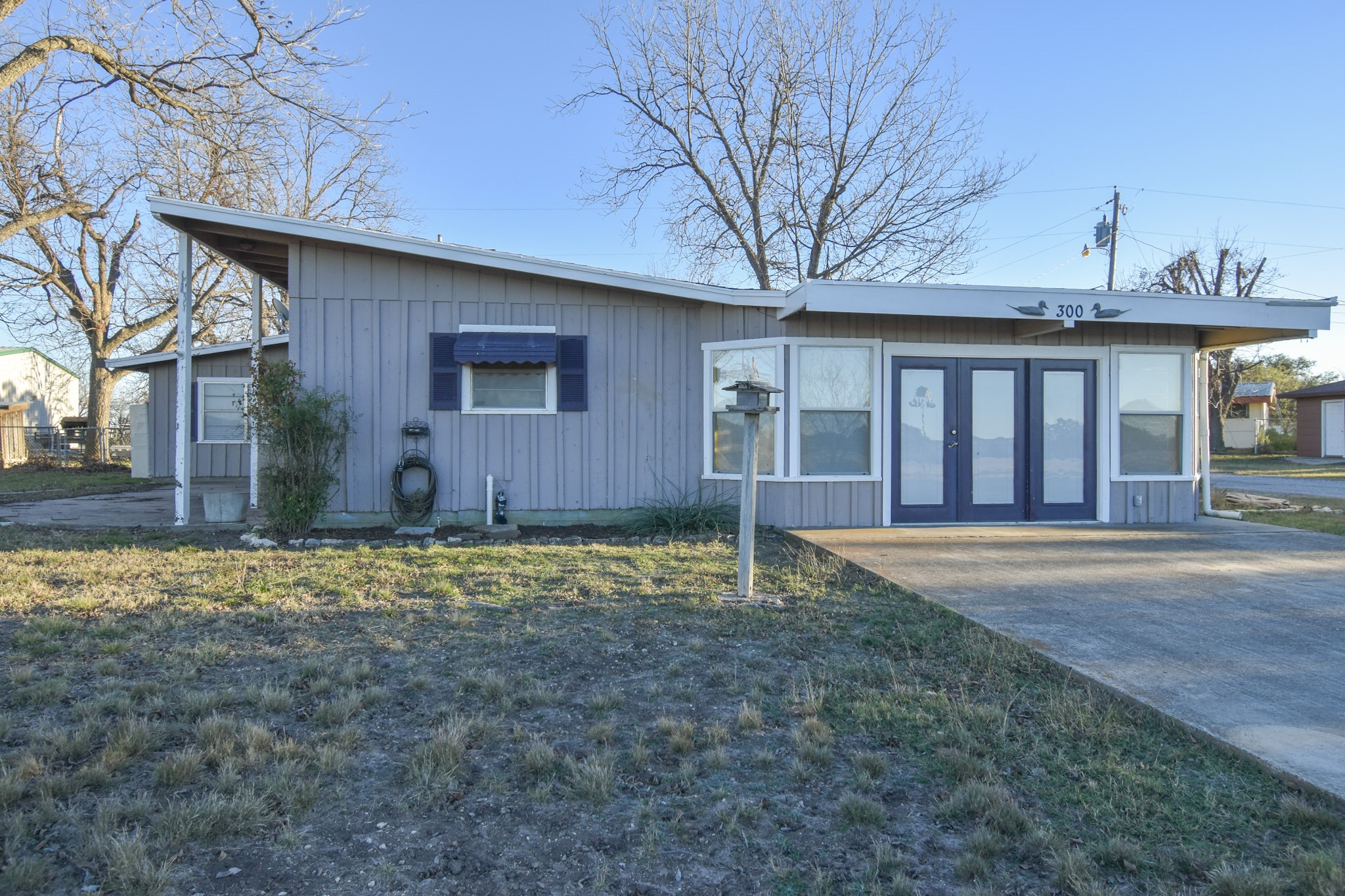 300 N Shore Brady TX 76825