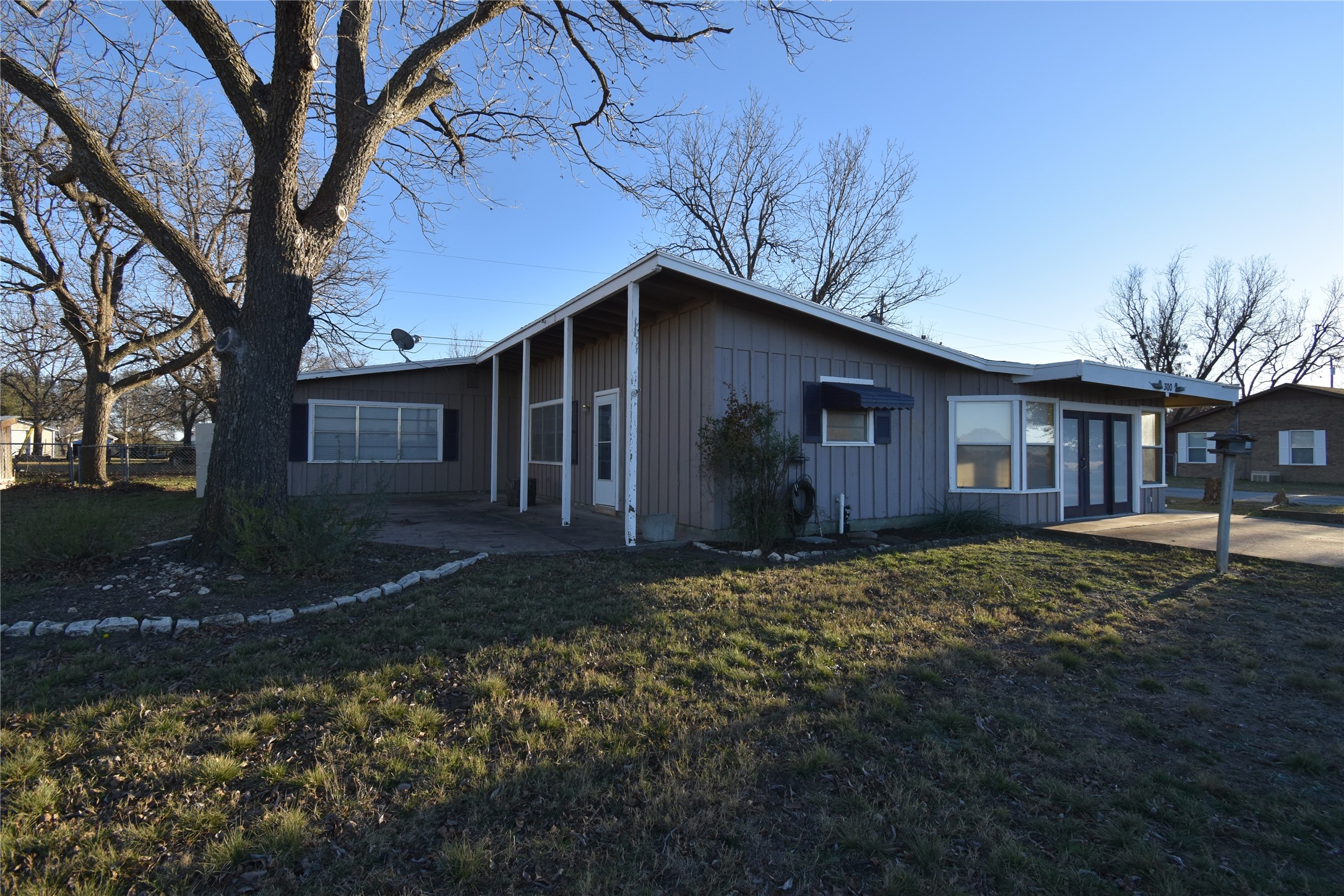 300 N Shore Brady TX 76825