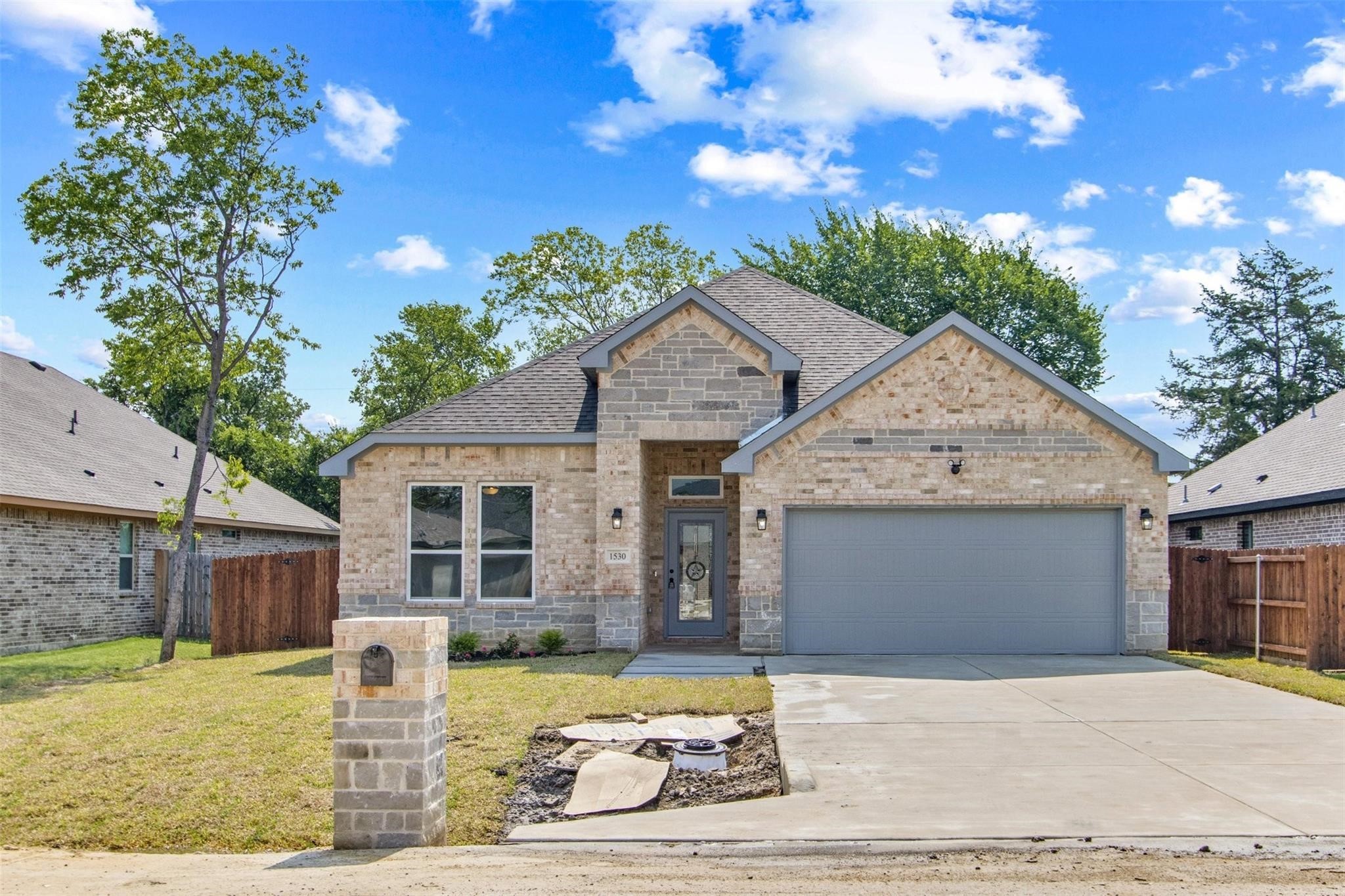 1530 Avenue C Grand Prairie TX 75051