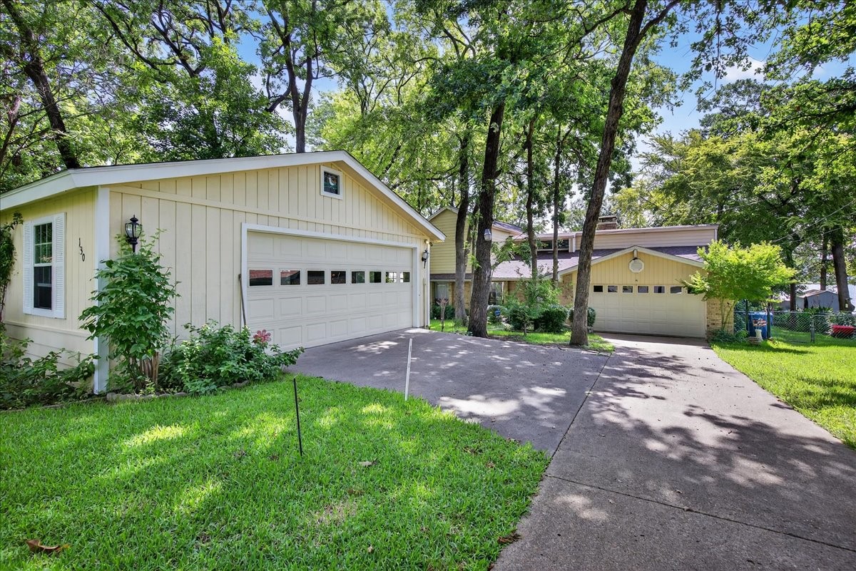 130 Camino Robles Street Gun Barrel City TX 75156
