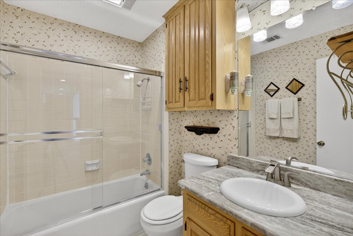 130 Camino Robles Street Gun Barrel City TX 75156