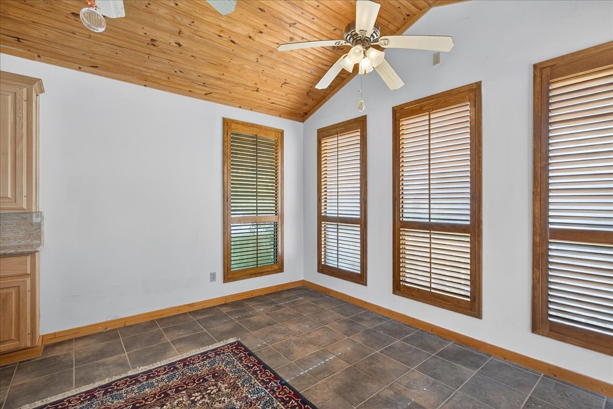130 Camino Robles Street Gun Barrel City TX 75156