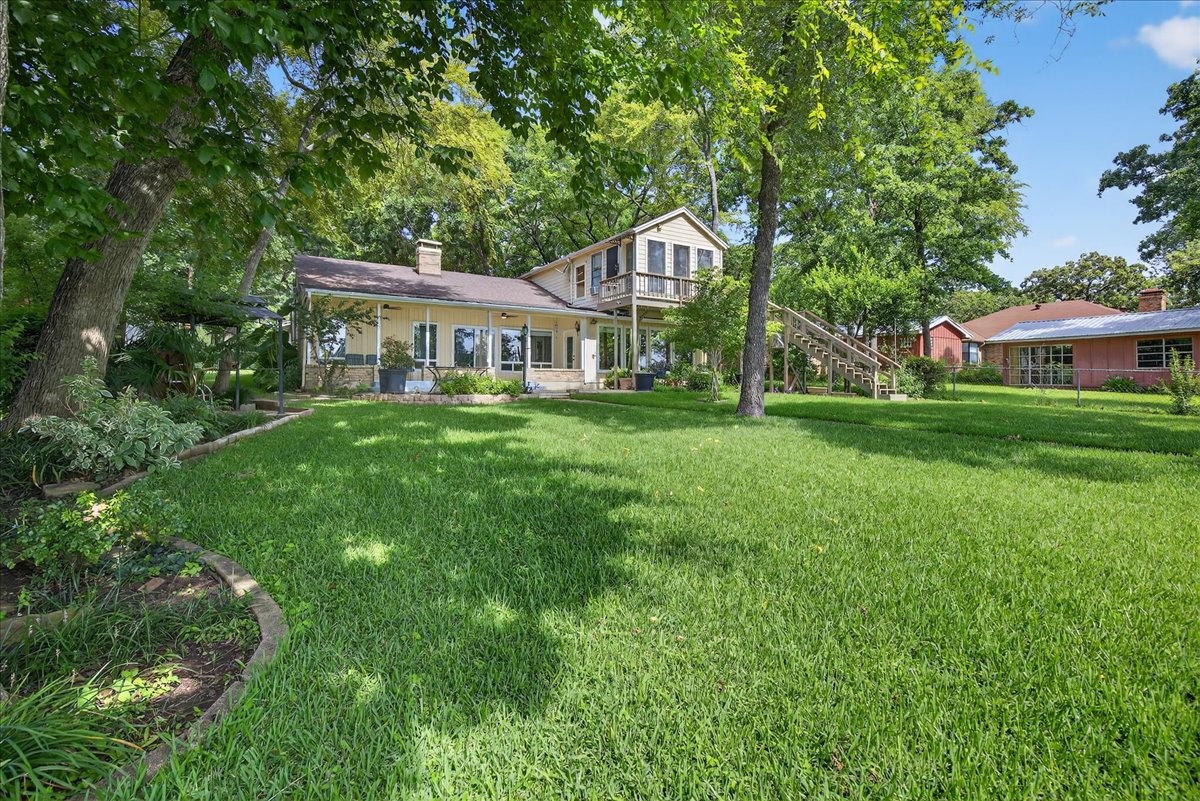 130 Camino Robles Street Gun Barrel City TX 75156