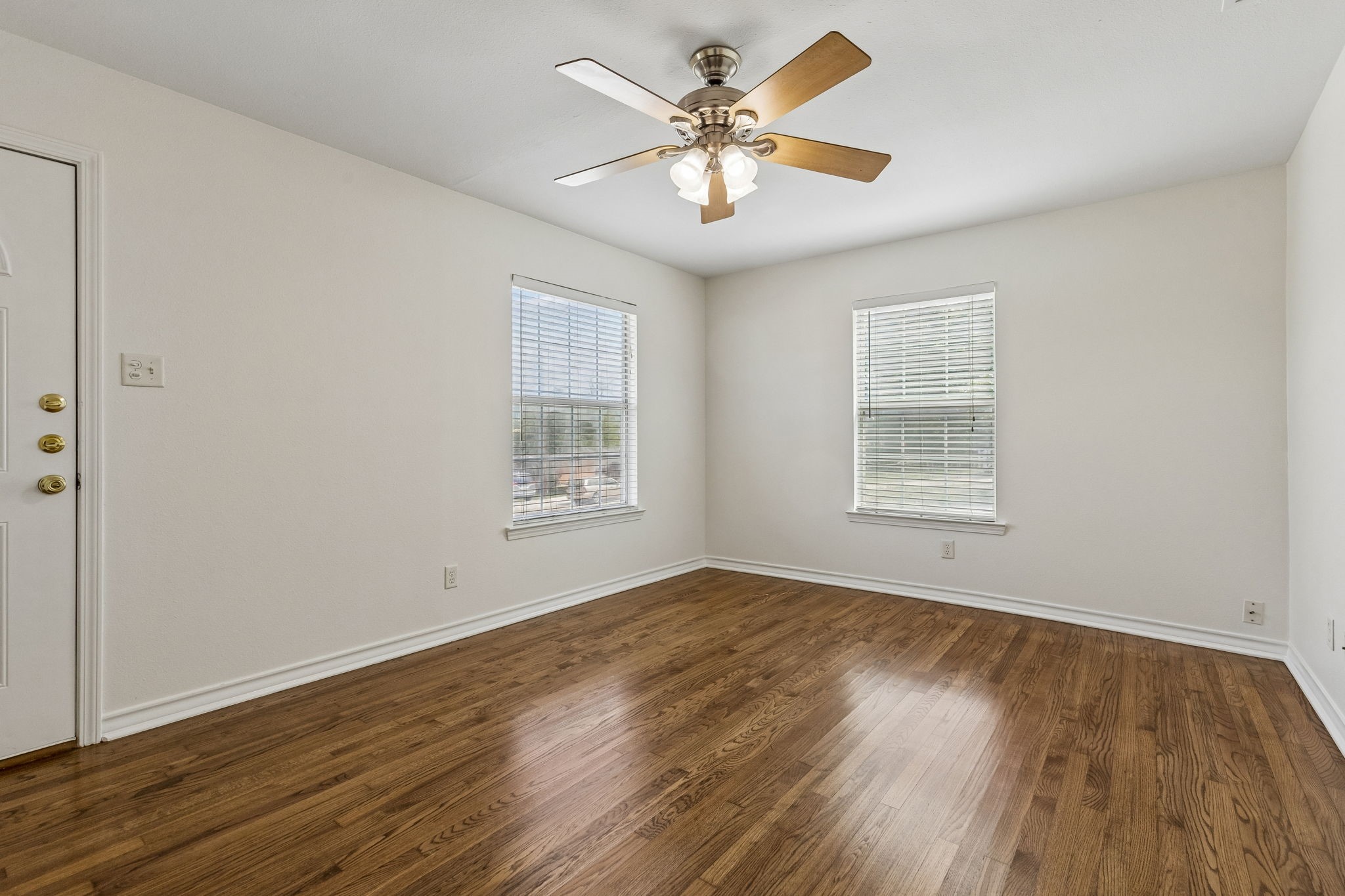 1516 Baxley Street Carrollton TX 75006