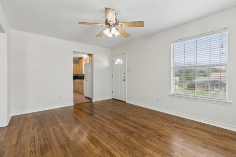 1516 Baxley Street Carrollton TX 75006