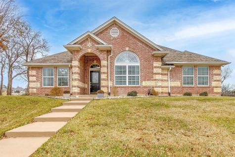 807 Justin Court Keene TX 76059