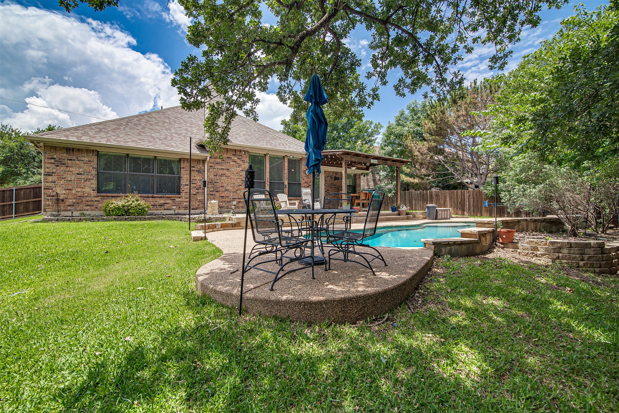 1202 Ravenna Street Mansfield TX 76063