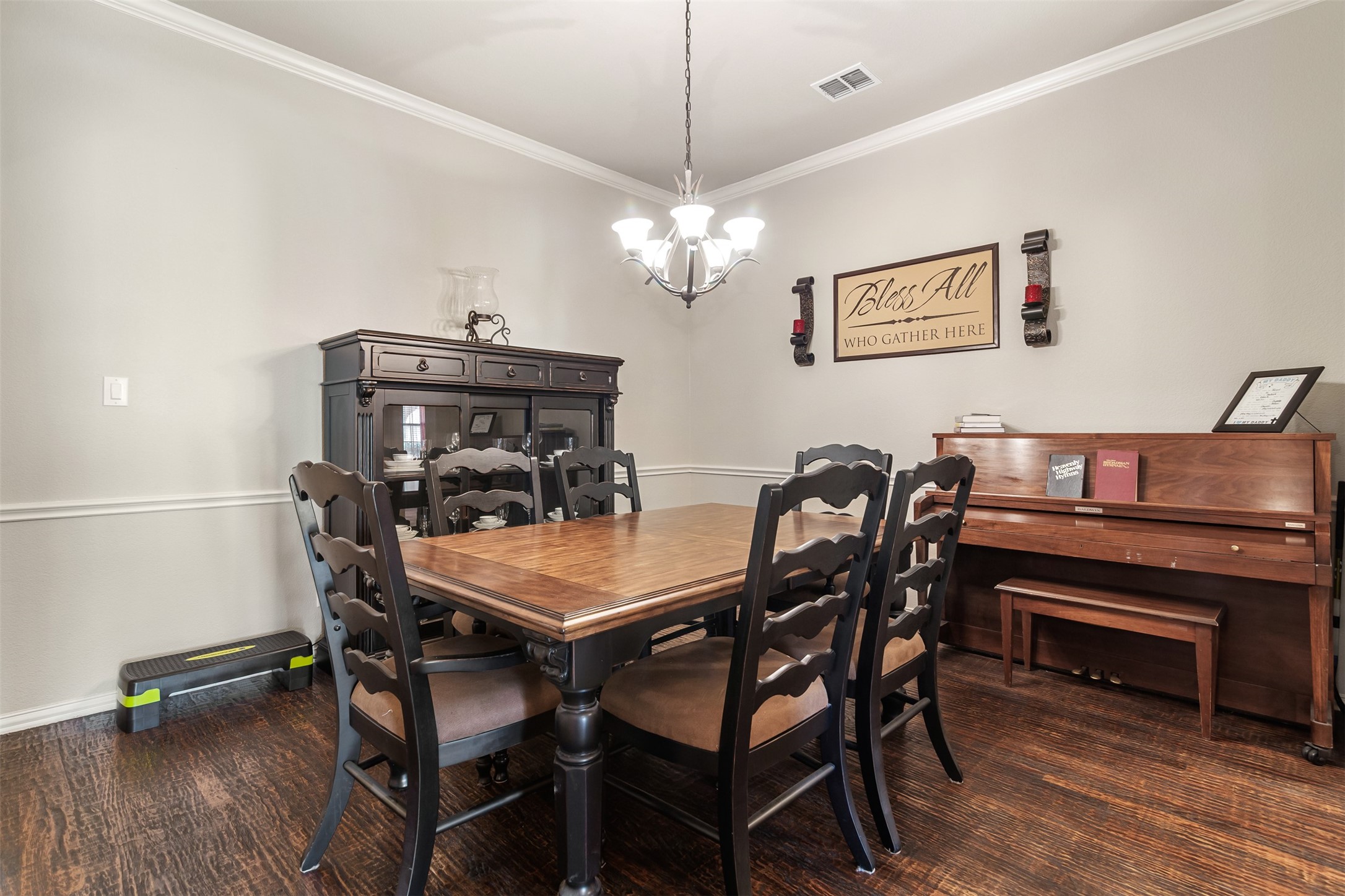 1202 Ravenna Street Mansfield TX 76063