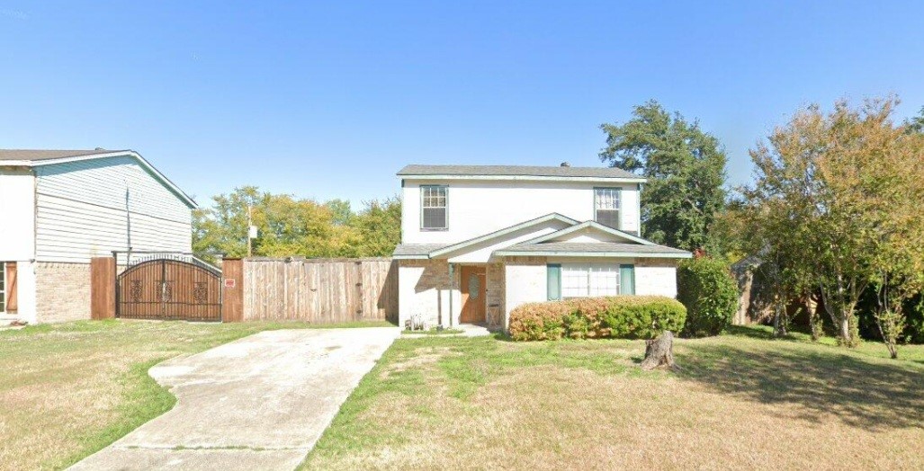406 Curts Drive Grand Prairie TX 75052