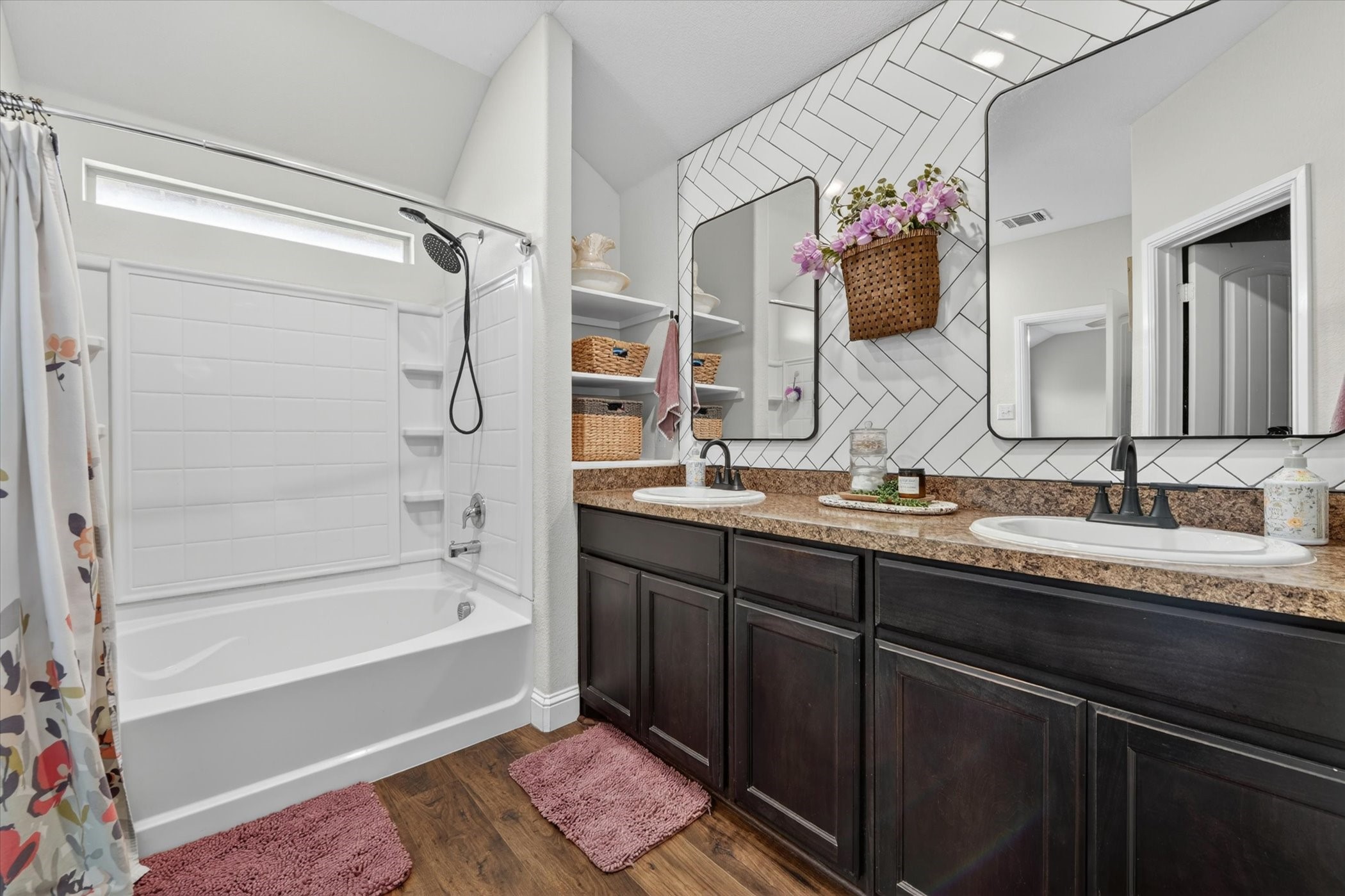833 Rutherford Drive Crowley TX 76036