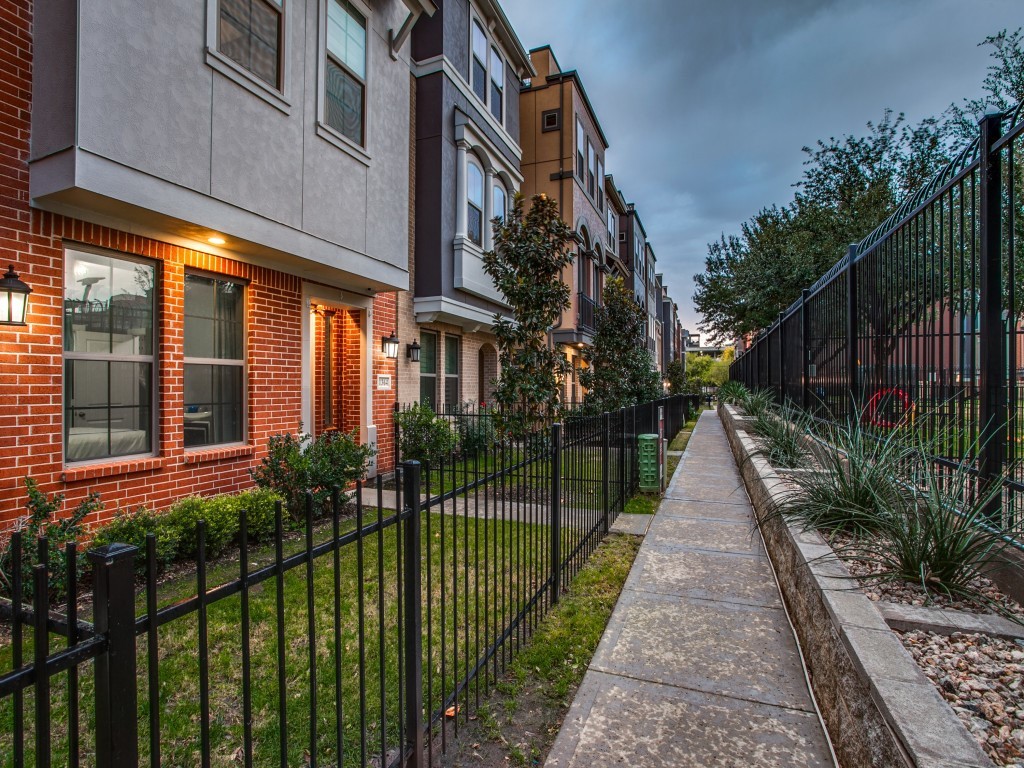 1364 Romano Place Dallas TX 75215