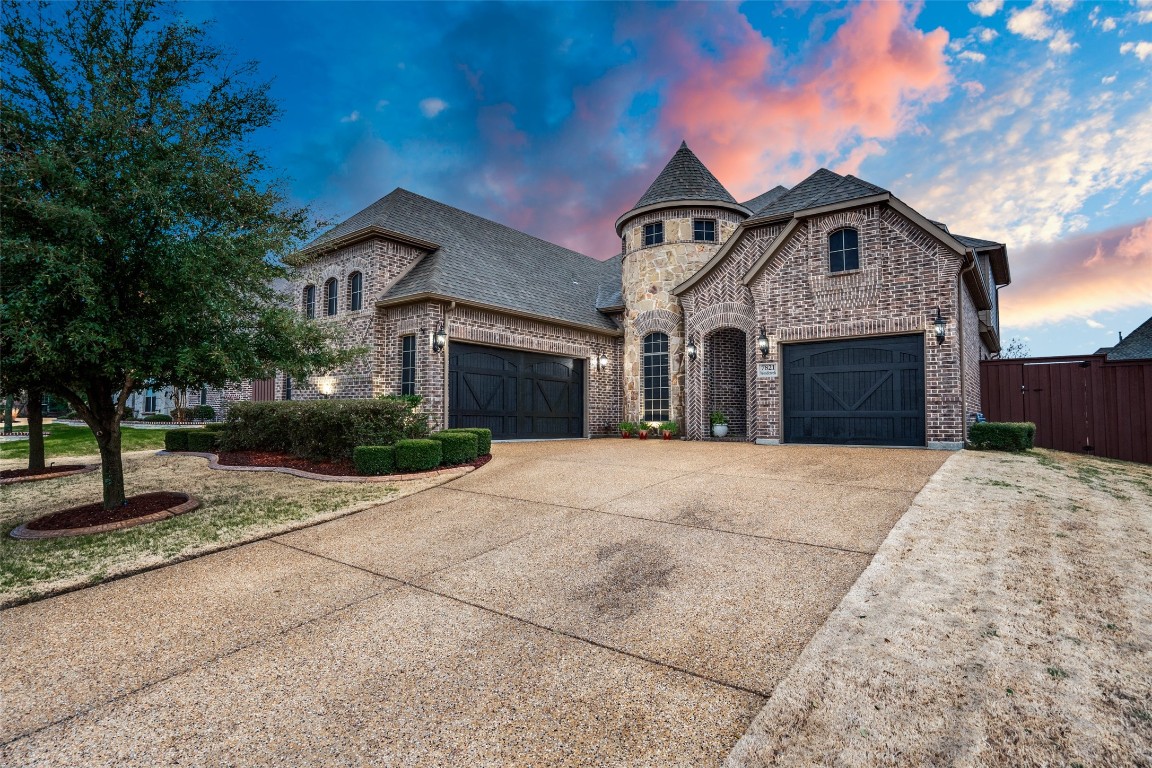 7821 Woodcreek Way Sachse TX 75048