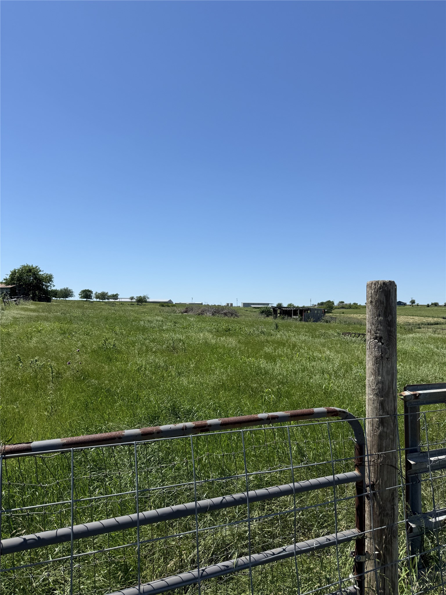 235 Hilltop Trail New Fairview TX 76078