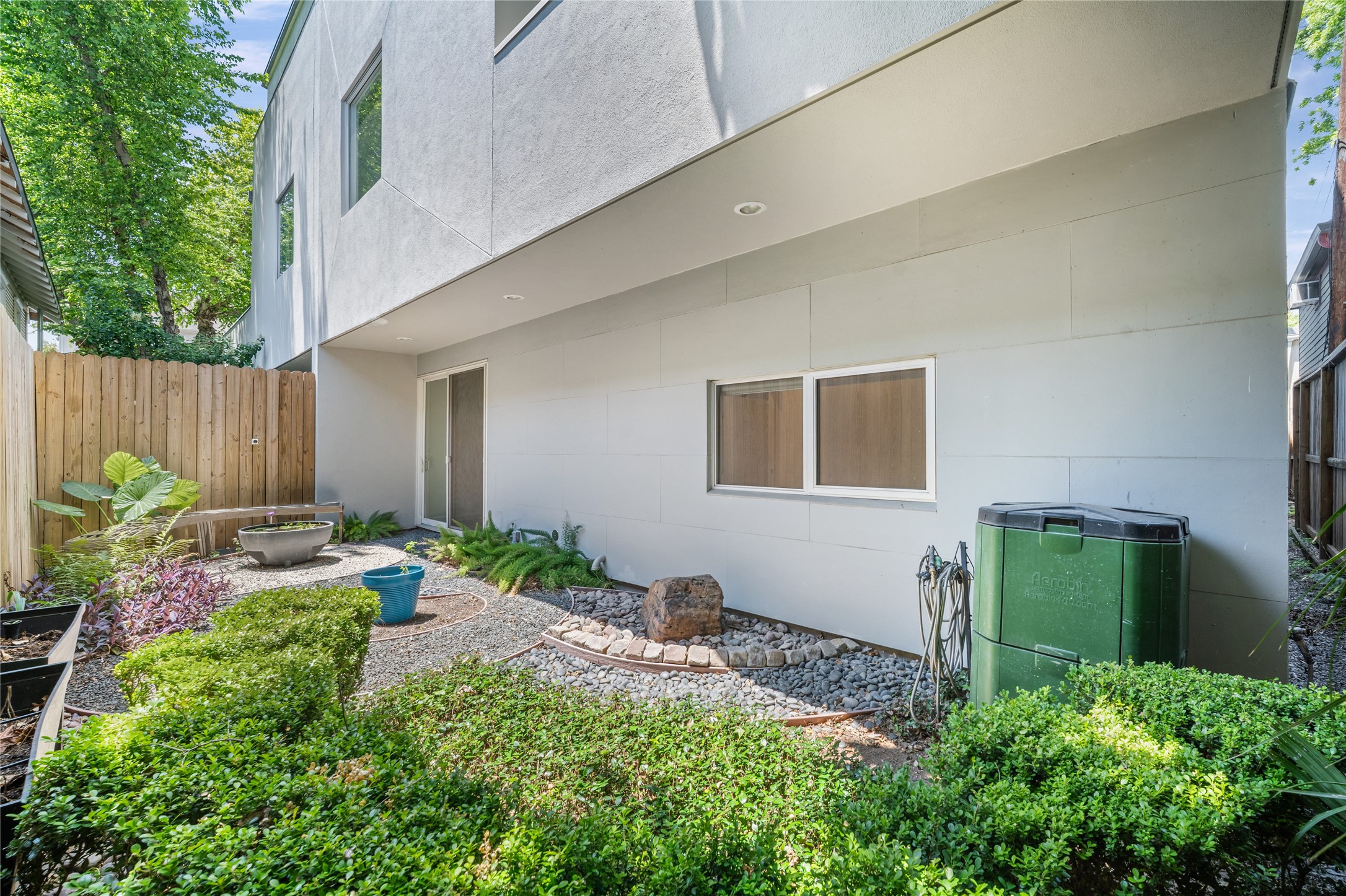 505 W Alabama Street Houston TX 77006