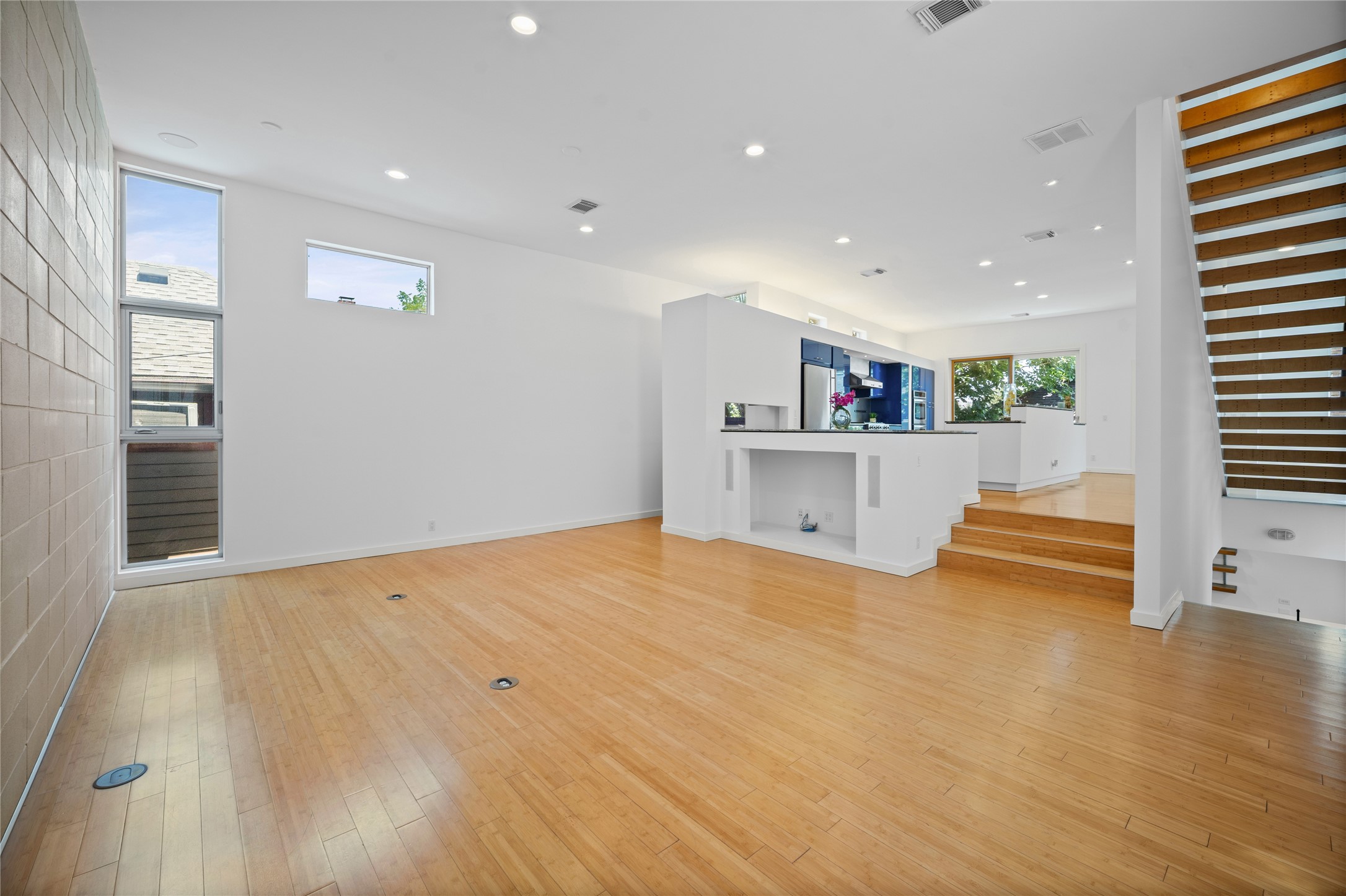 505 W Alabama Street Houston TX 77006