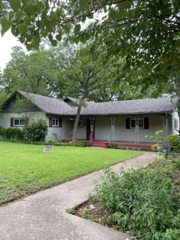1646 Shenna Boulevard River Oaks TX 76114