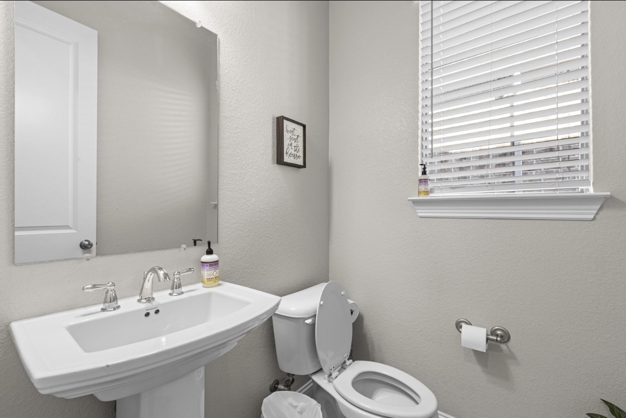1002 Hunters Creek Drive Rockwall TX 75087