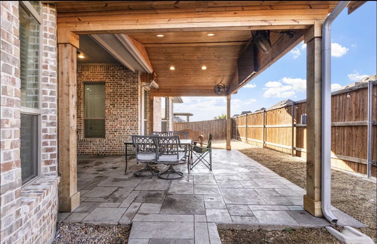 1002 Hunters Creek Drive Rockwall TX 75087