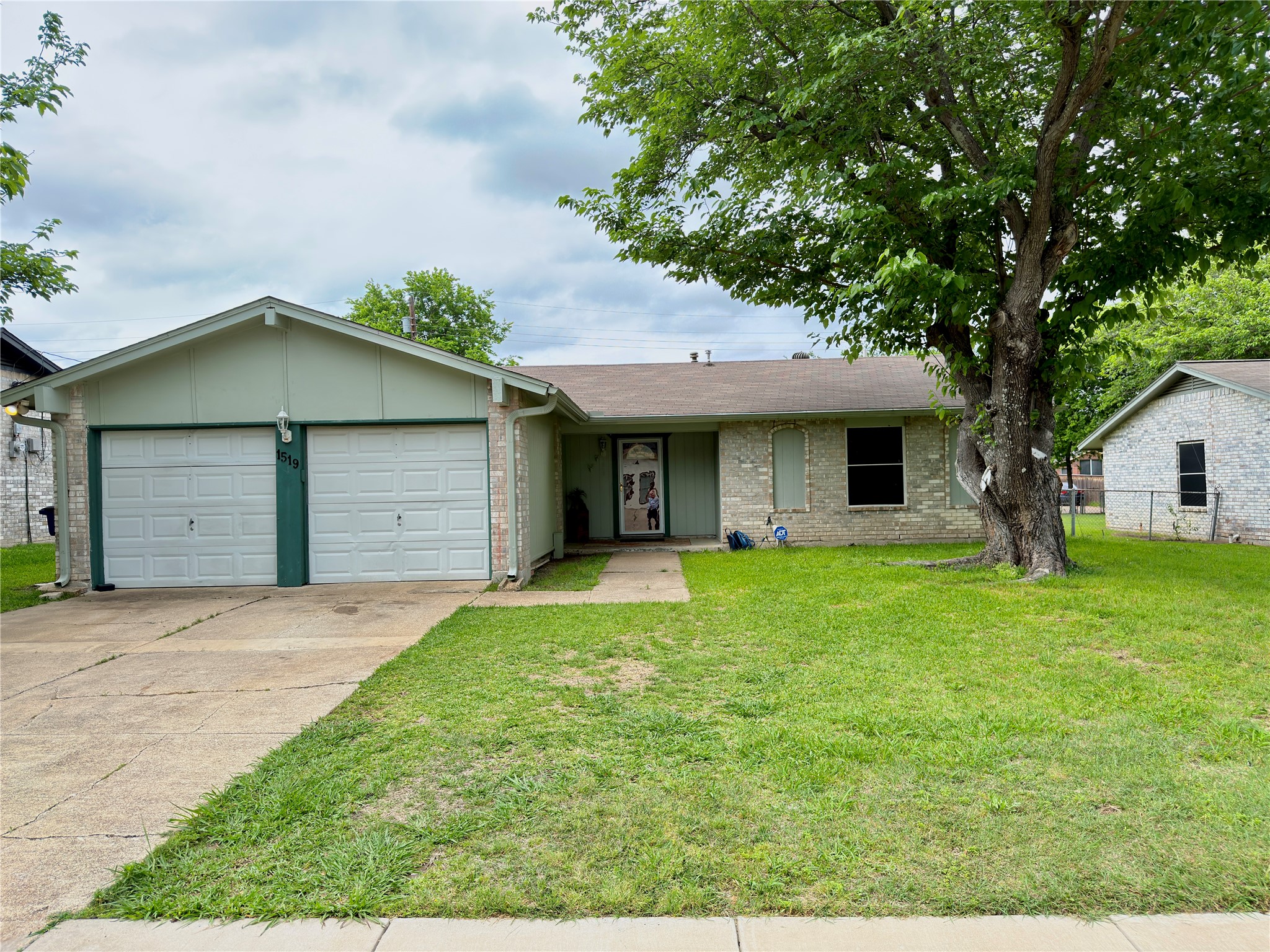 1519 Clearbrook Street Lancaster TX 75134