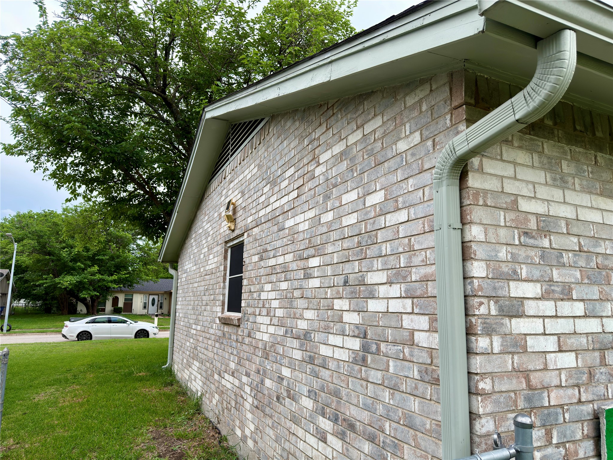 1519 Clearbrook Street Lancaster TX 75134