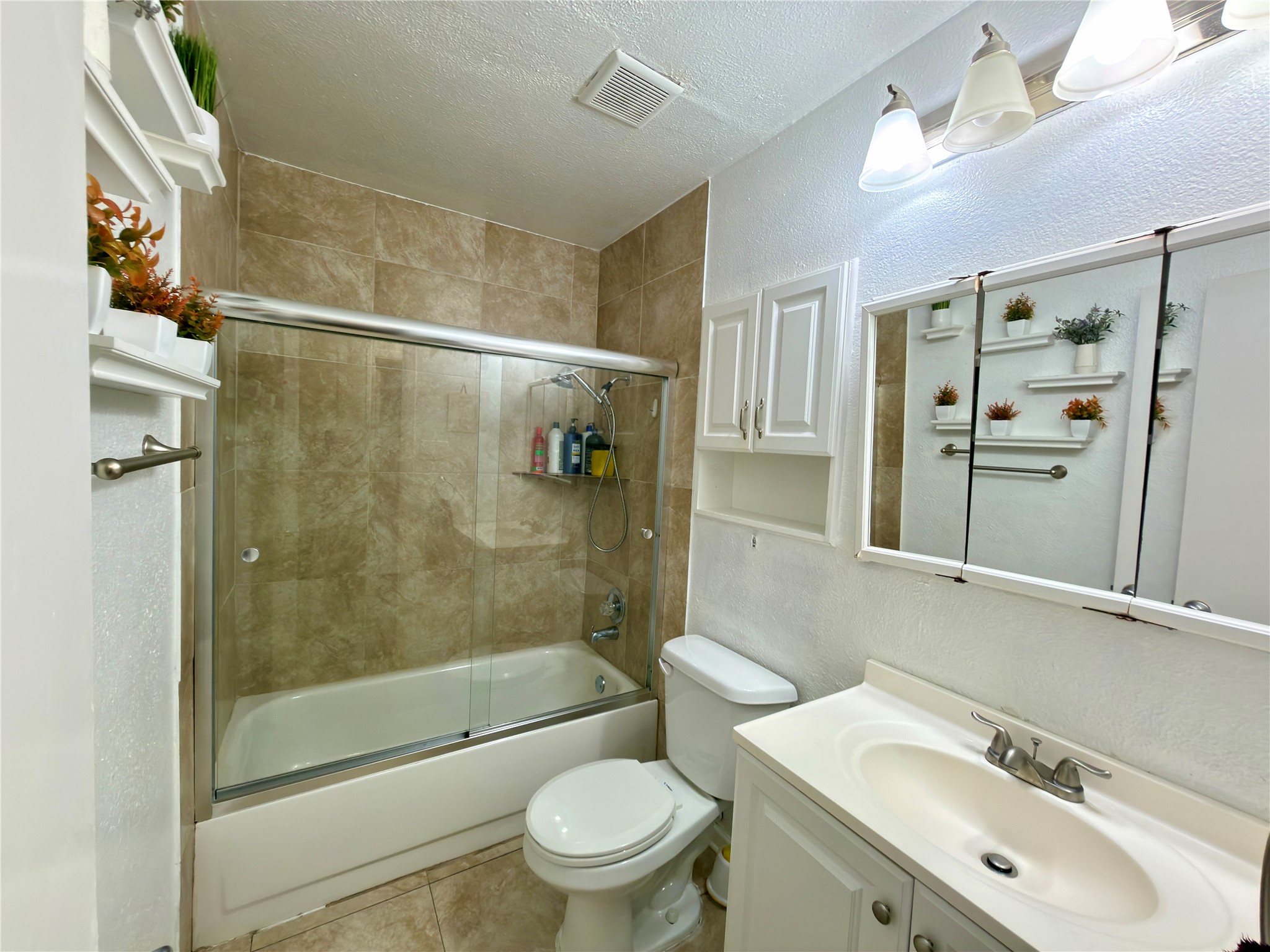 1519 Clearbrook Street Lancaster TX 75134