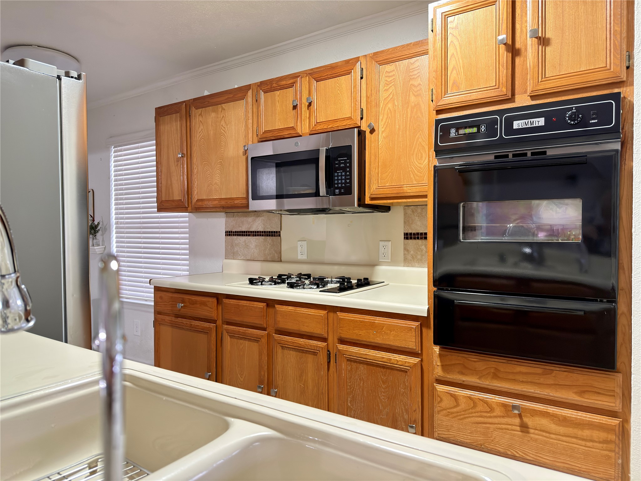 1519 Clearbrook Street Lancaster TX 75134