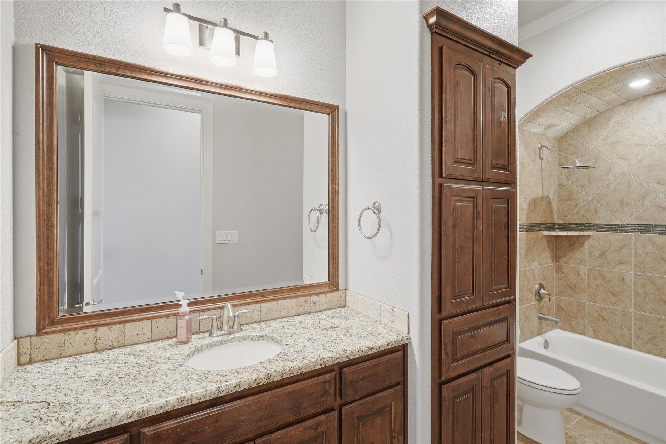 3913 Homestead Court Granbury TX 76049