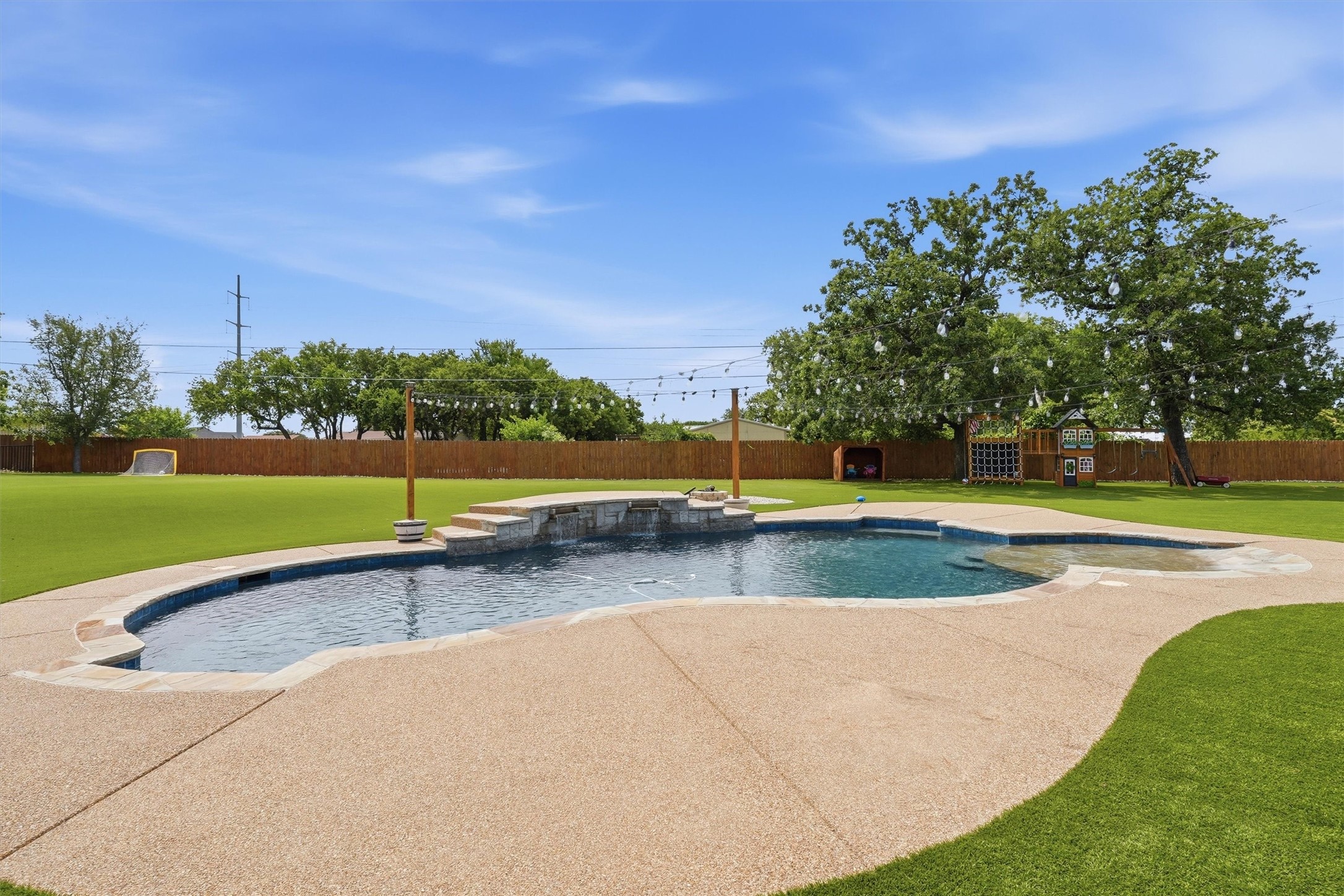 3913 Homestead Court Granbury TX 76049