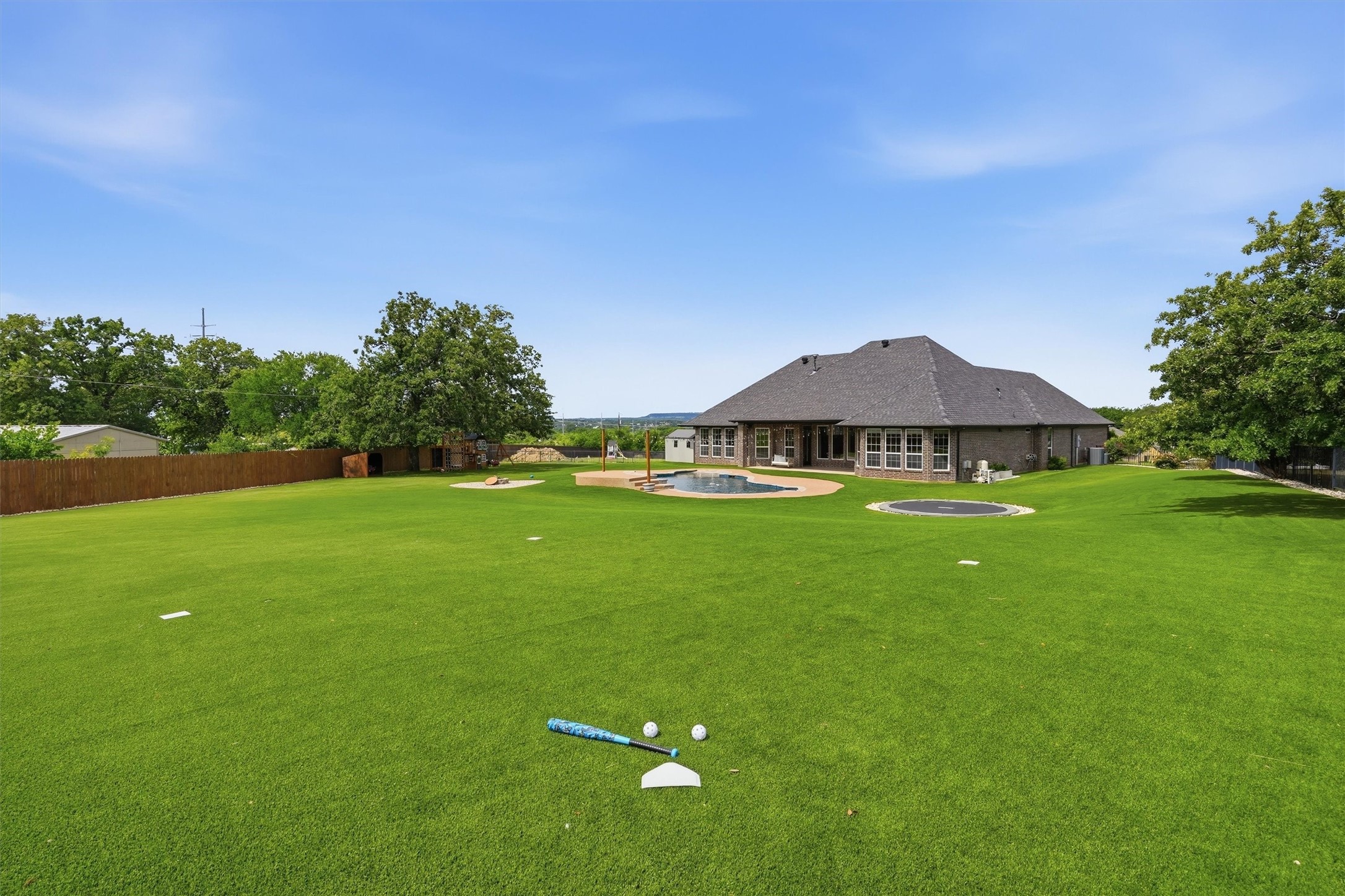 3913 Homestead Court Granbury TX 76049