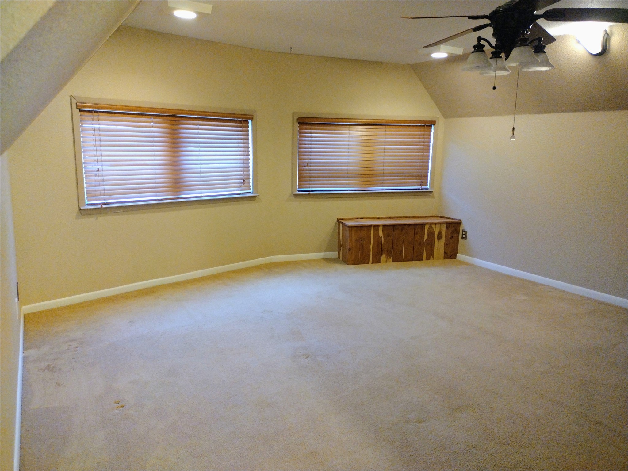 201 N Oak Acres Drive N Malakoff TX 75148