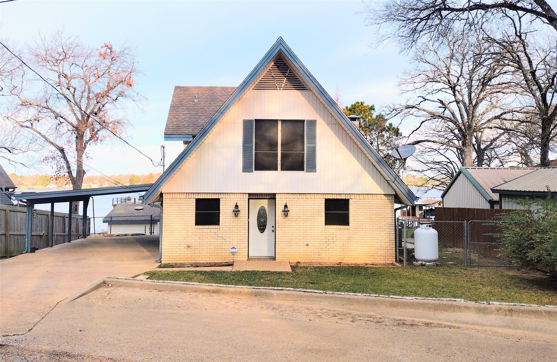 201 N Oak Acres Drive N Malakoff TX 75148